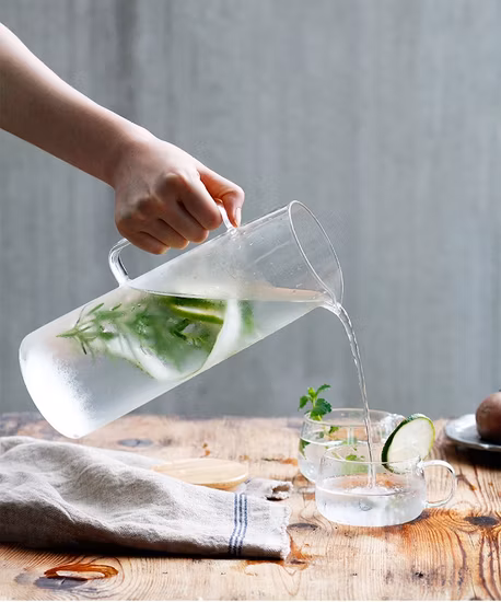 Clear Glass Water Pitcher with Handle Pyrex Glass Water Carafe with Bamboo Lid